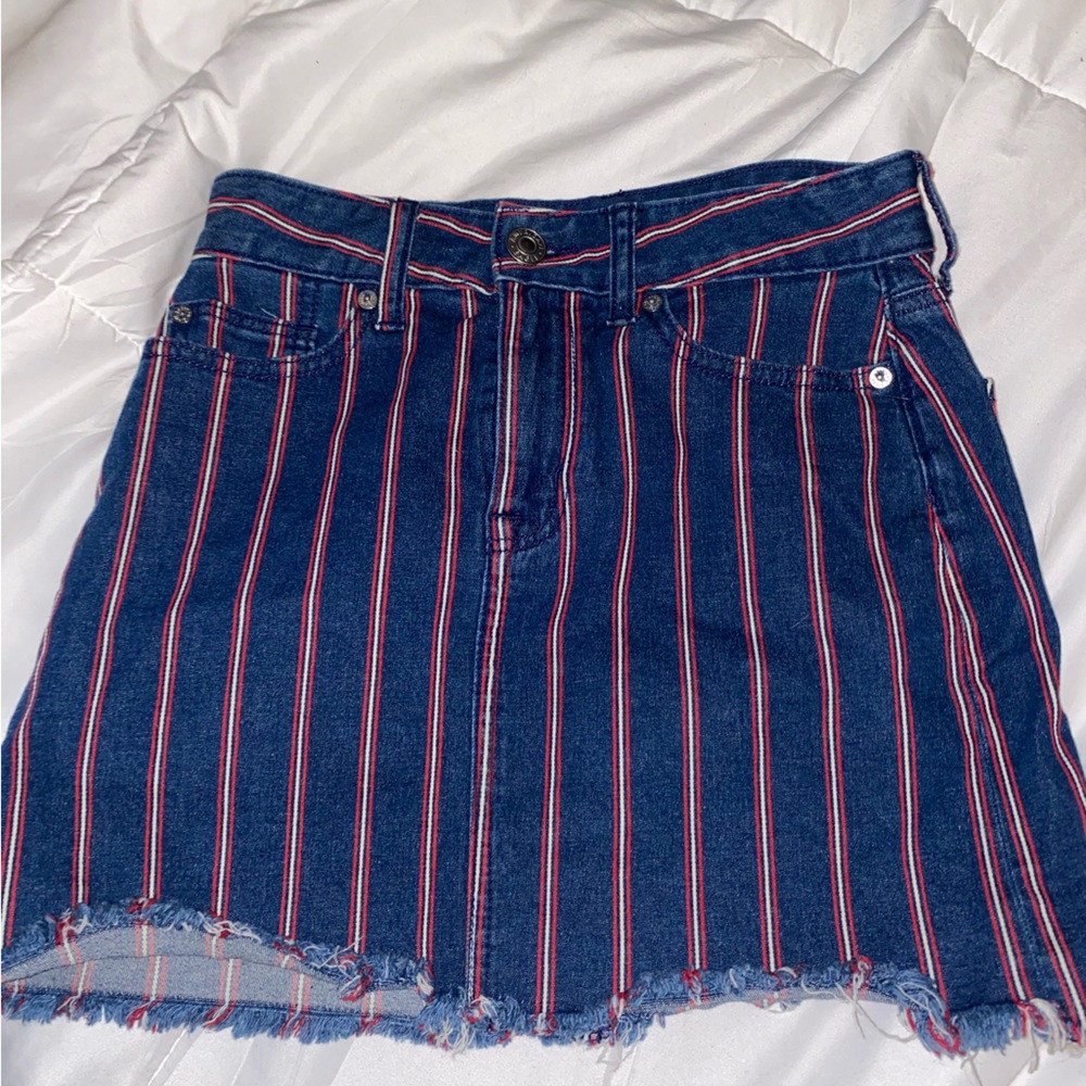 Red white and blue AE striped denim skirt
